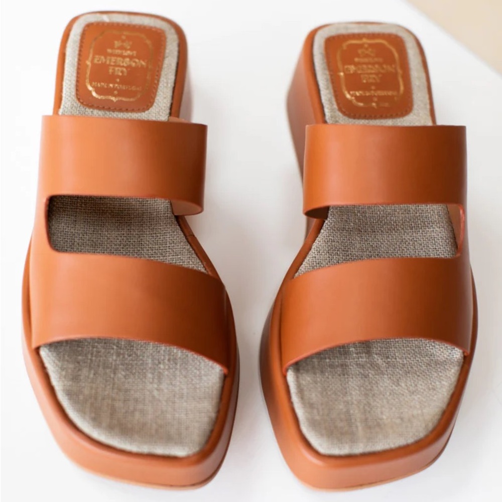 Emerson Frye Platform Slide Sandals